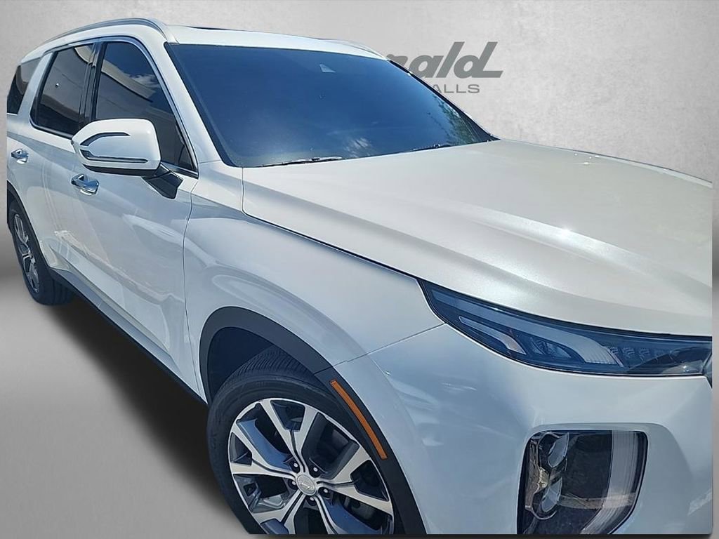 Used 2021 Hyundai Palisade SEL w/ Premium Package FWD image 3