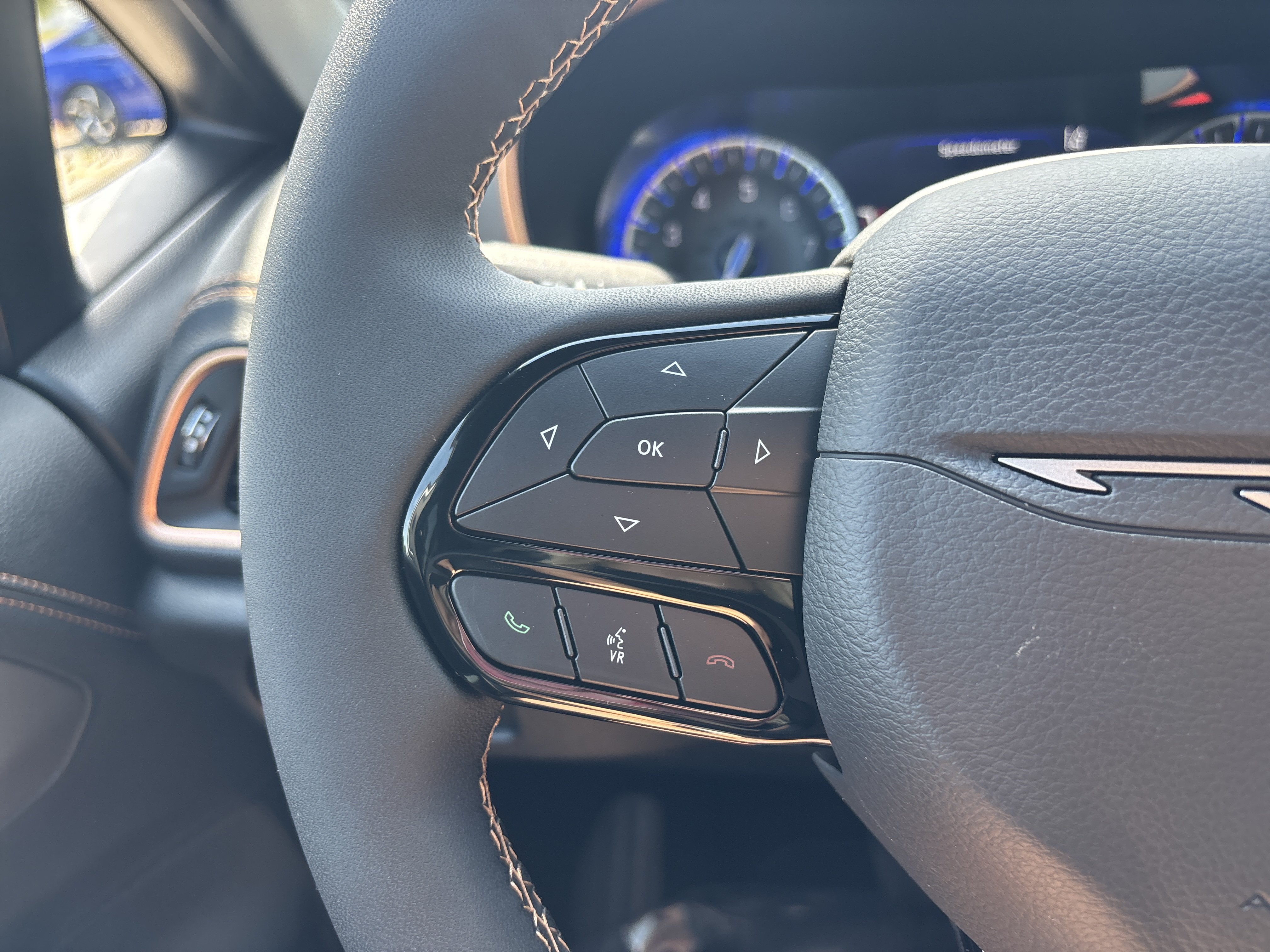 New 2027 Chrysler Pacifica Pinnacle FWD image 32