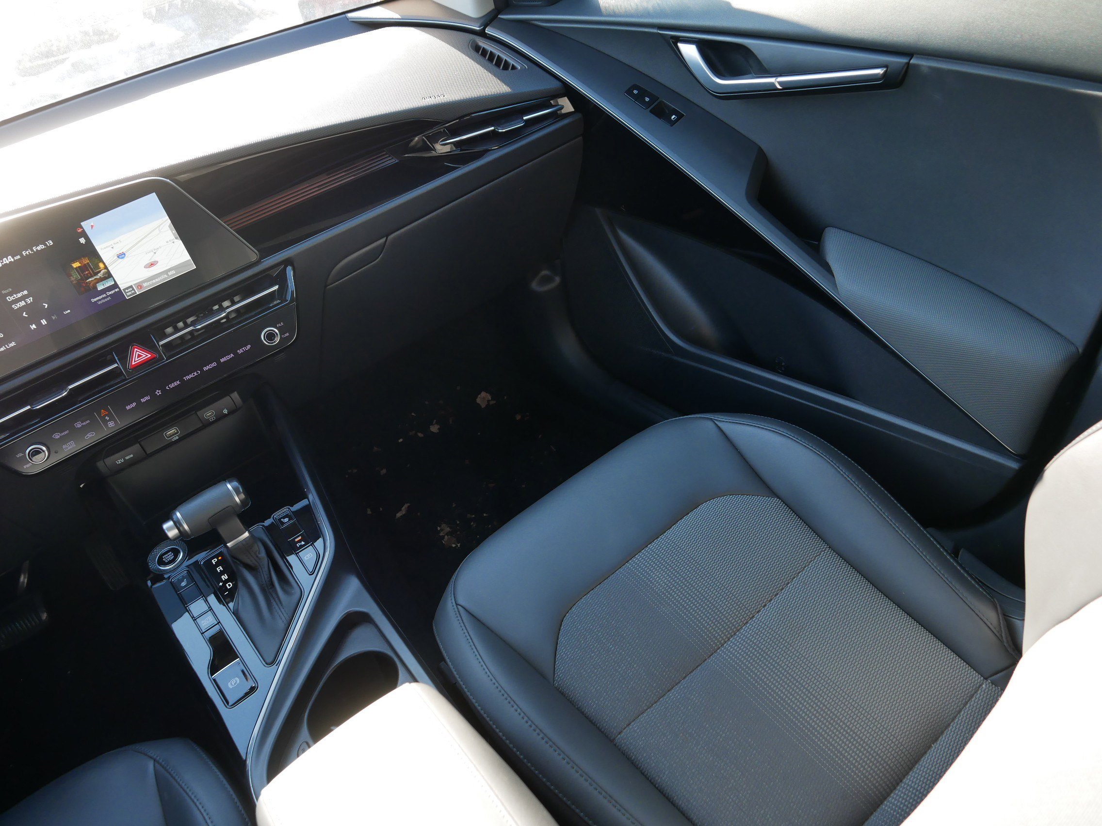 Certified 2023 Kia Niro EX image 11