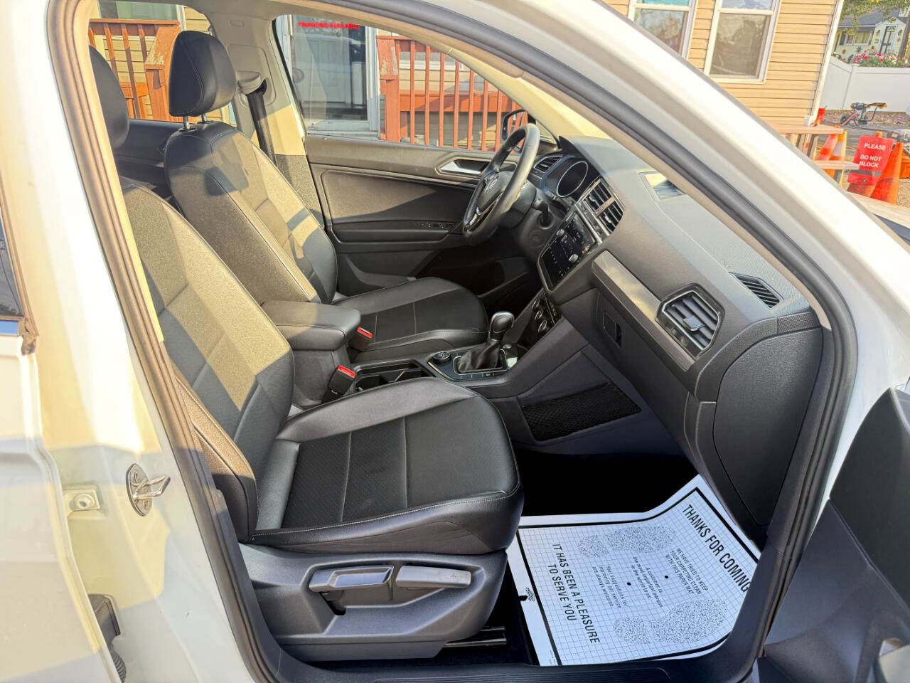 Used 2019 Volkswagen Tiguan SE w/ Panoramic Sunroof Package image 46