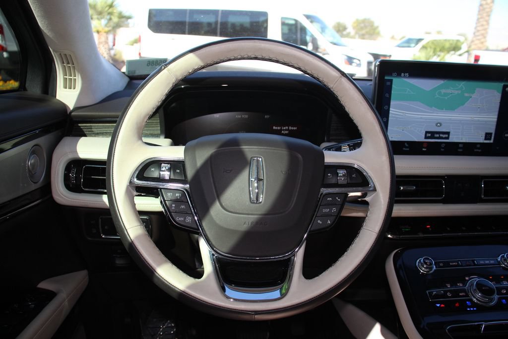 Certified 2022 Lincoln Nautilus Black Label AWD/4WD image 11