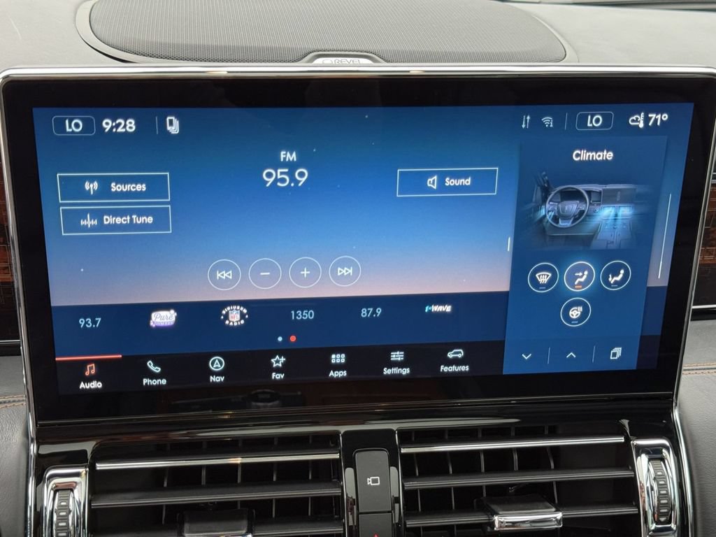 Certified 2024 Lincoln Navigator Black Label AWD/4WD image 24