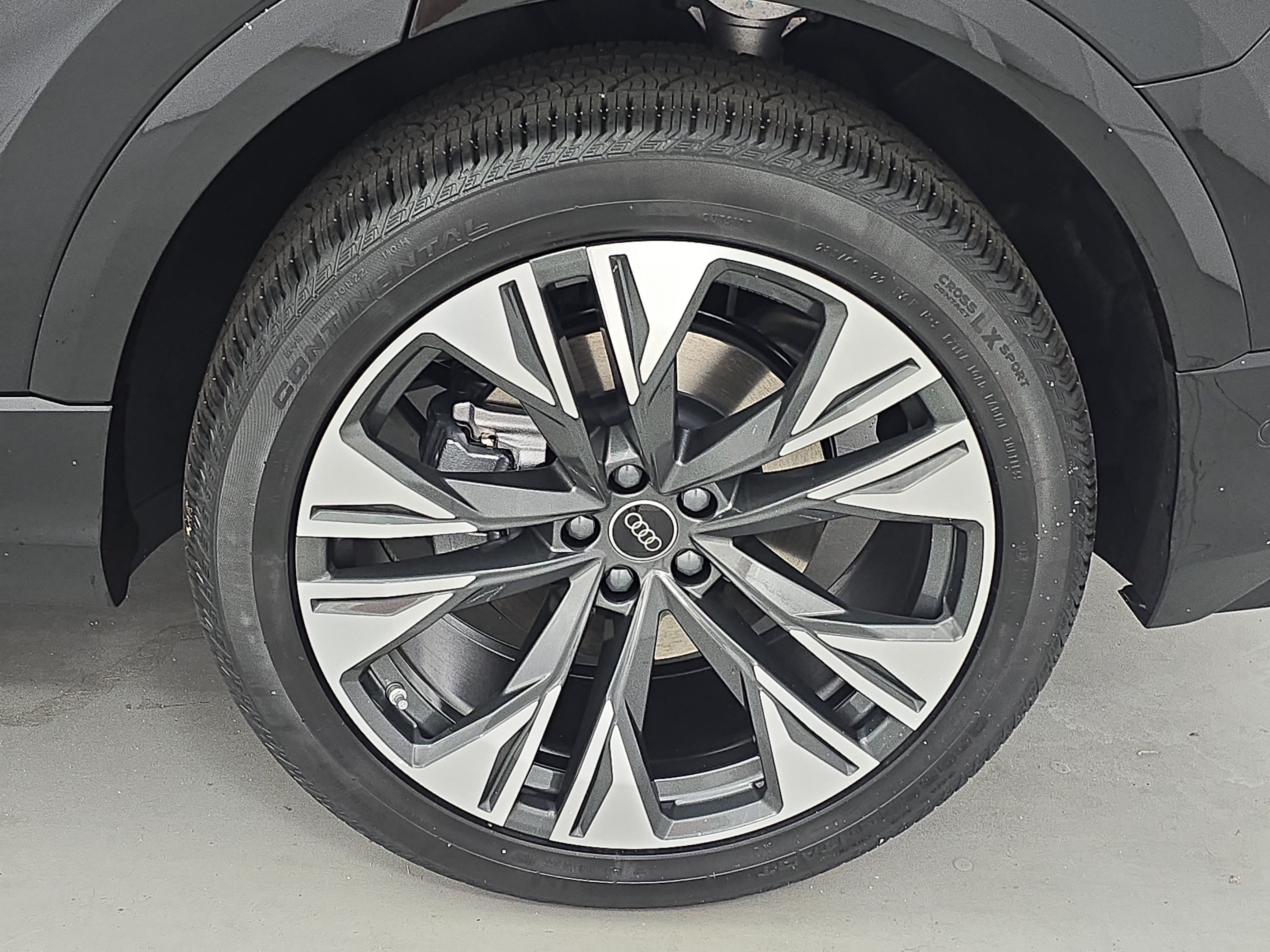 New 2026 Audi Q8 Prestige AWD/4WD image 34