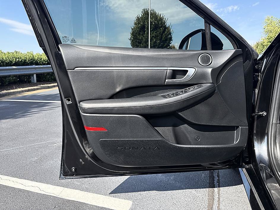 Used 2025 Hyundai Sonata SEL FWD image 9