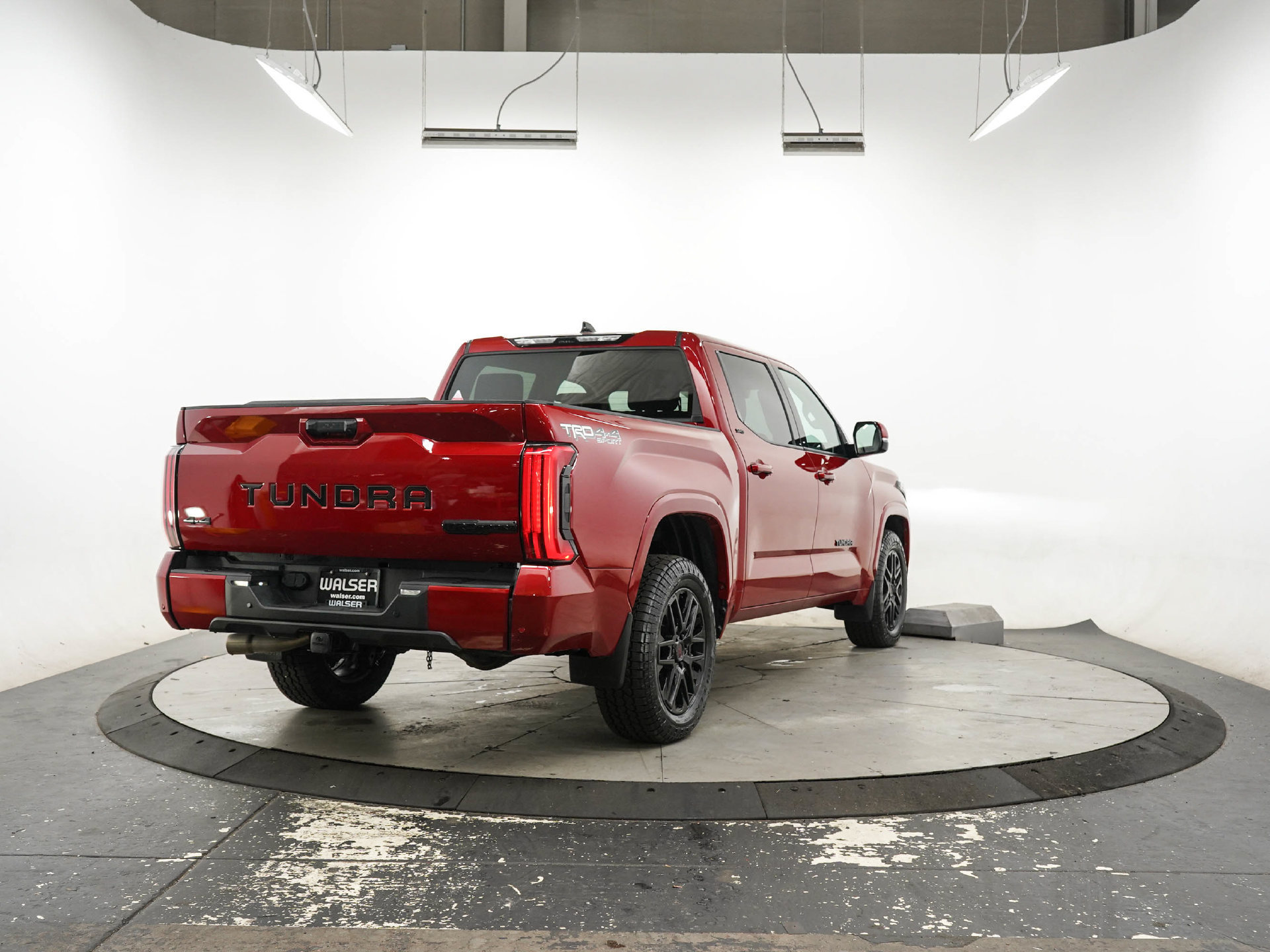 Used 2022 Toyota Tundra SR5 AWD/4WD image 5