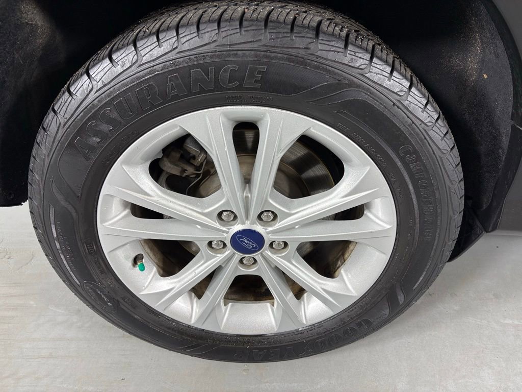 Used 2018 Ford Escape SE image 10