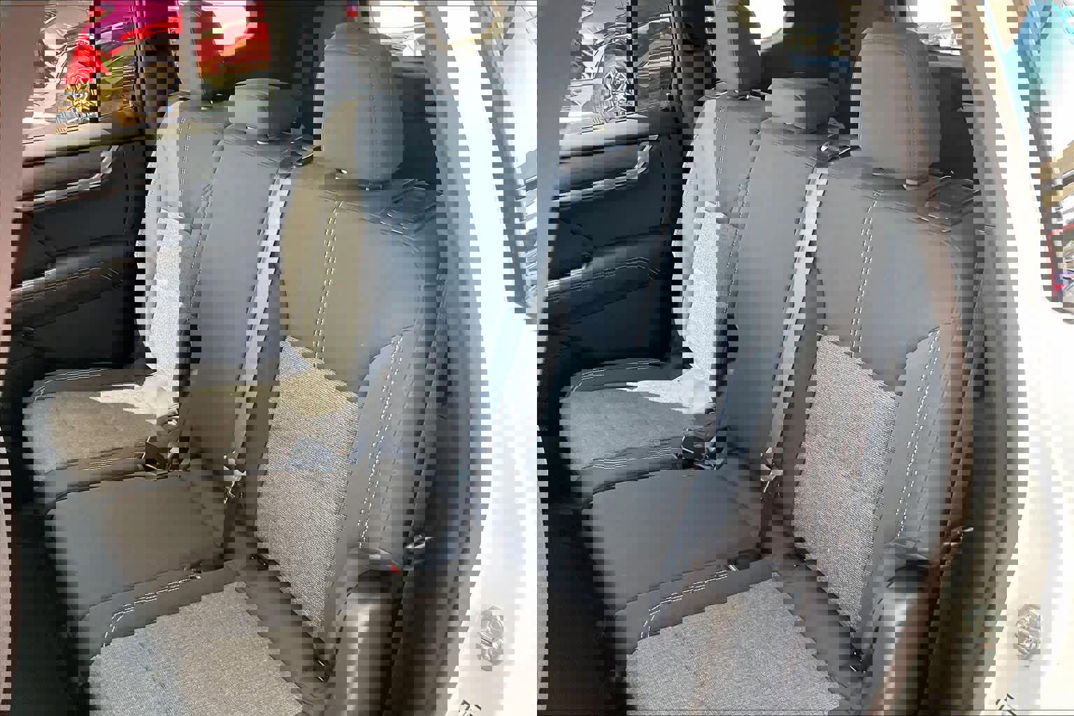 Certified 2025 GMC Acadia Elevation image 19