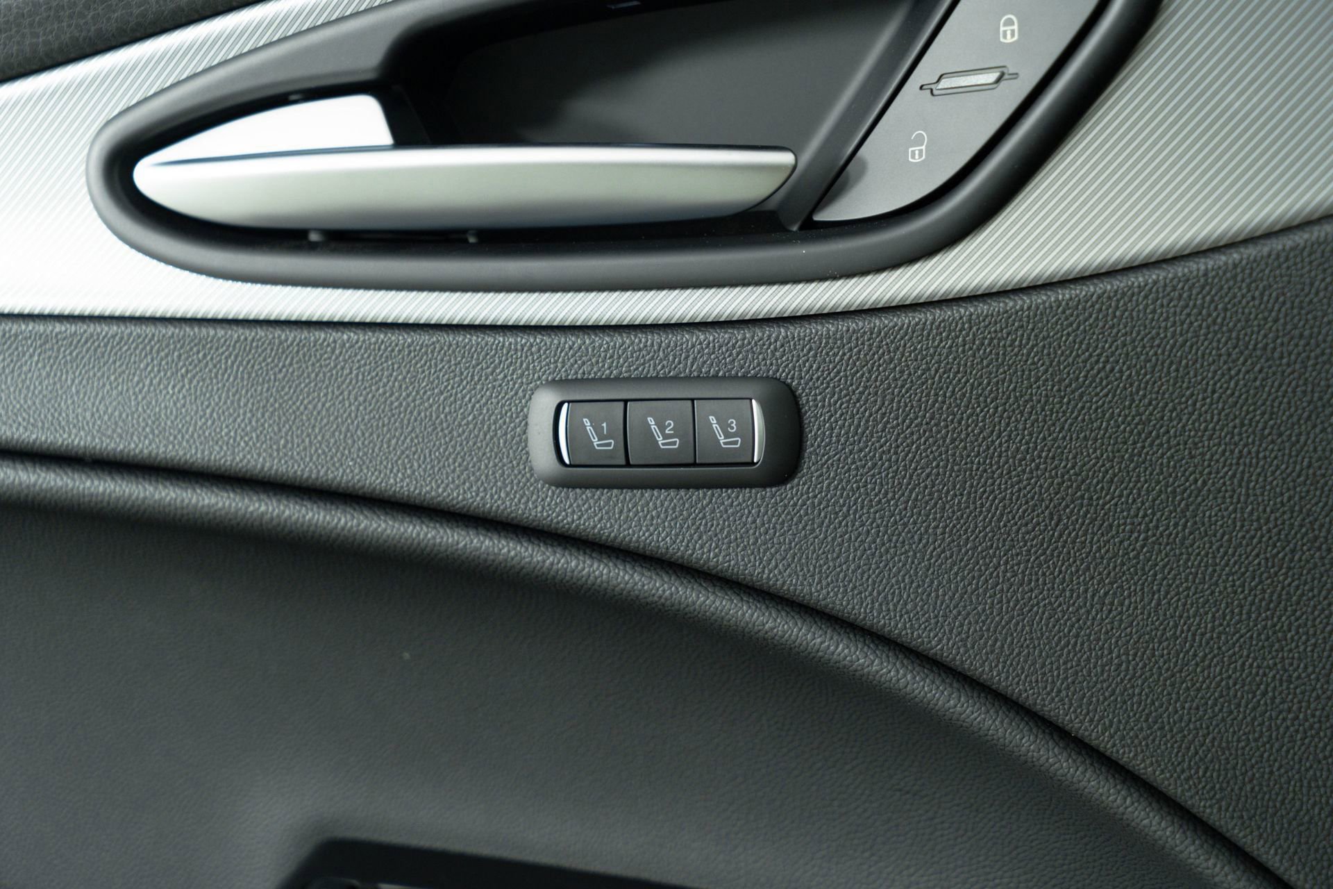 New 2025 Alfa Romeo Stelvio Sprint w/ Veloce Package image 29