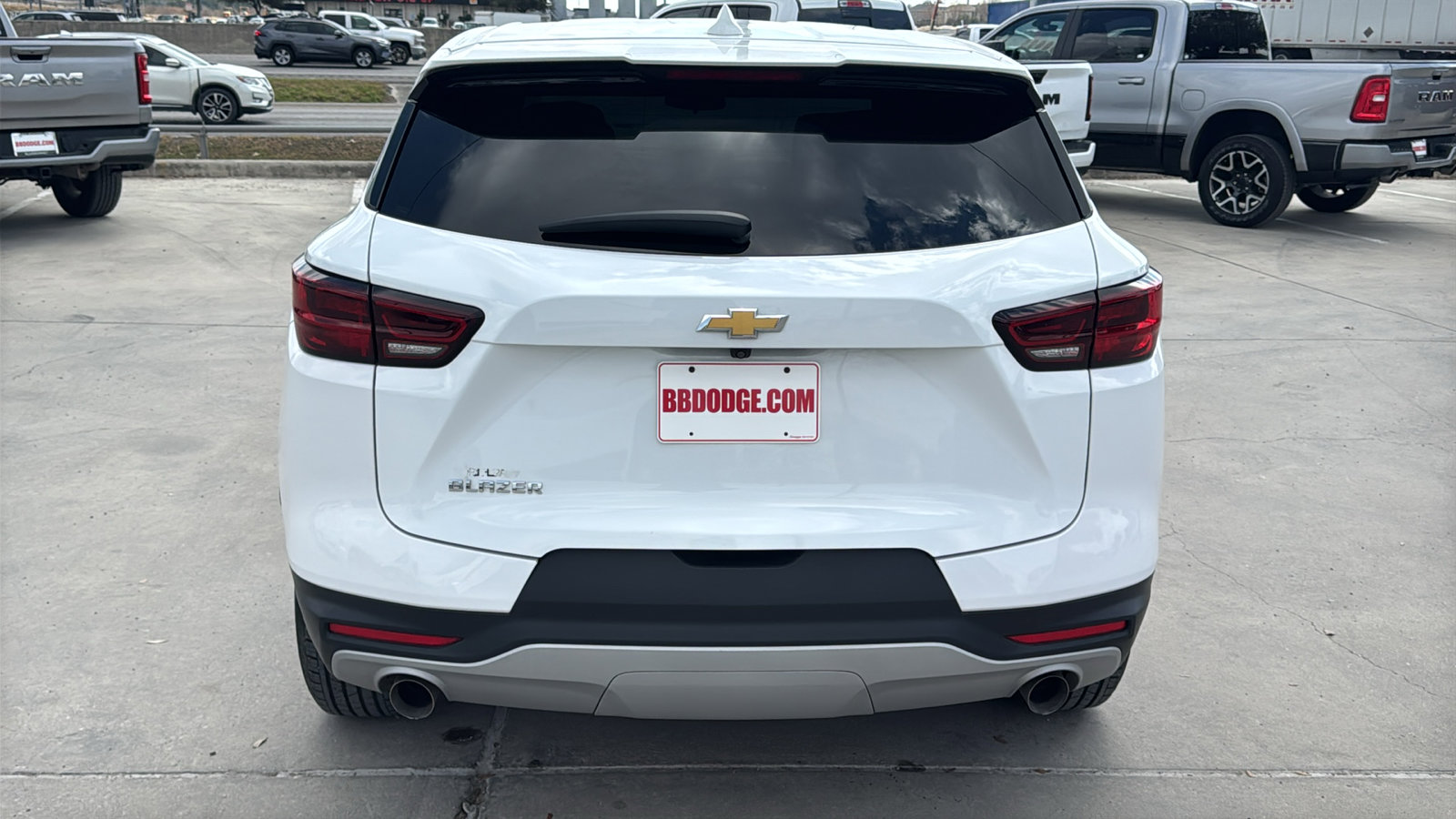 Used 2023 Chevrolet Blazer LT w/ Driver Confidence Package image 6