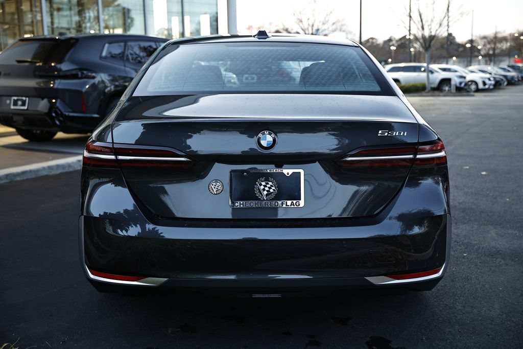 Used 2026 BMW 530i w/ Premium Package RWD image 10