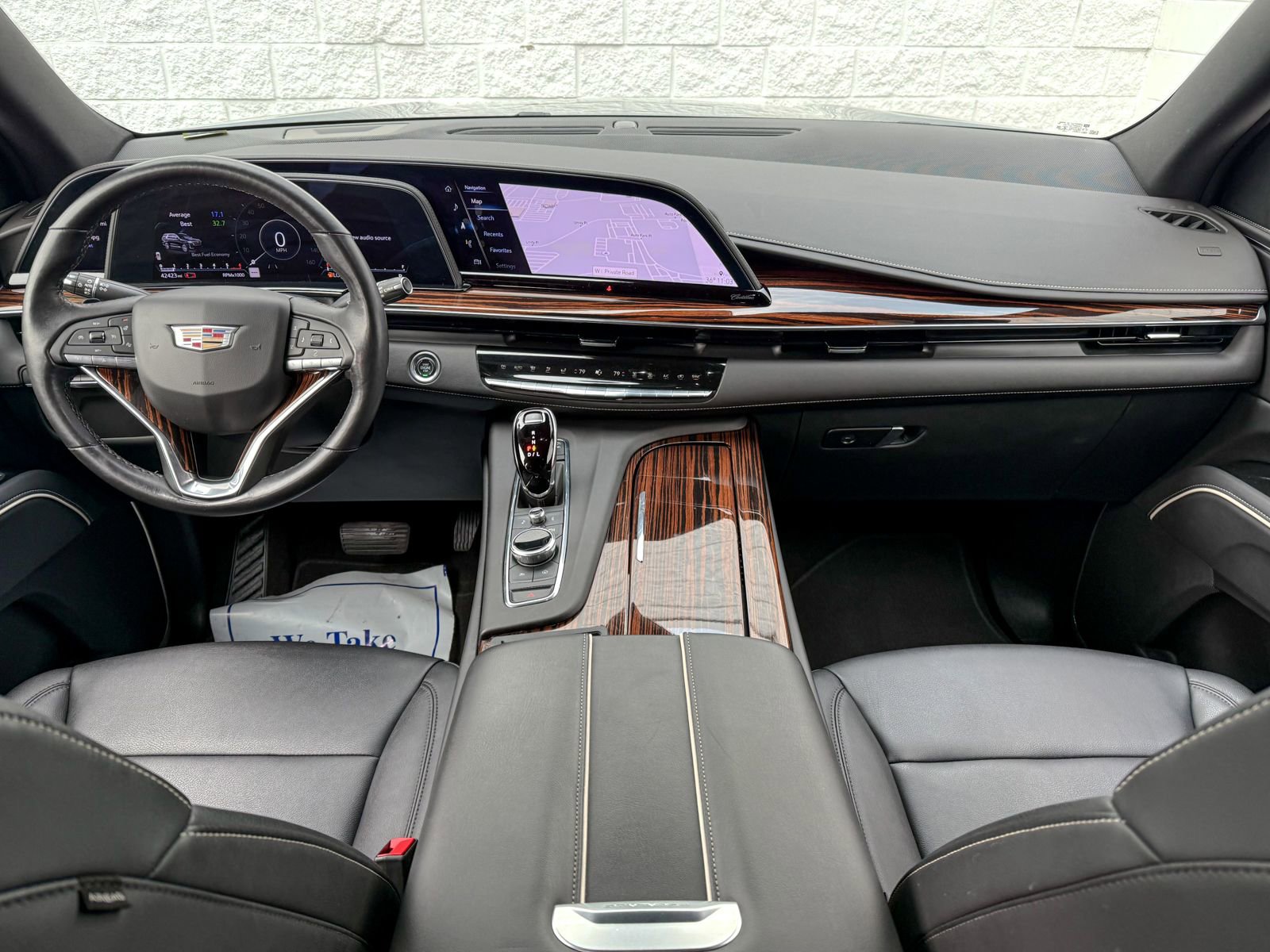 Certified 2022 Cadillac Escalade Luxury image 30