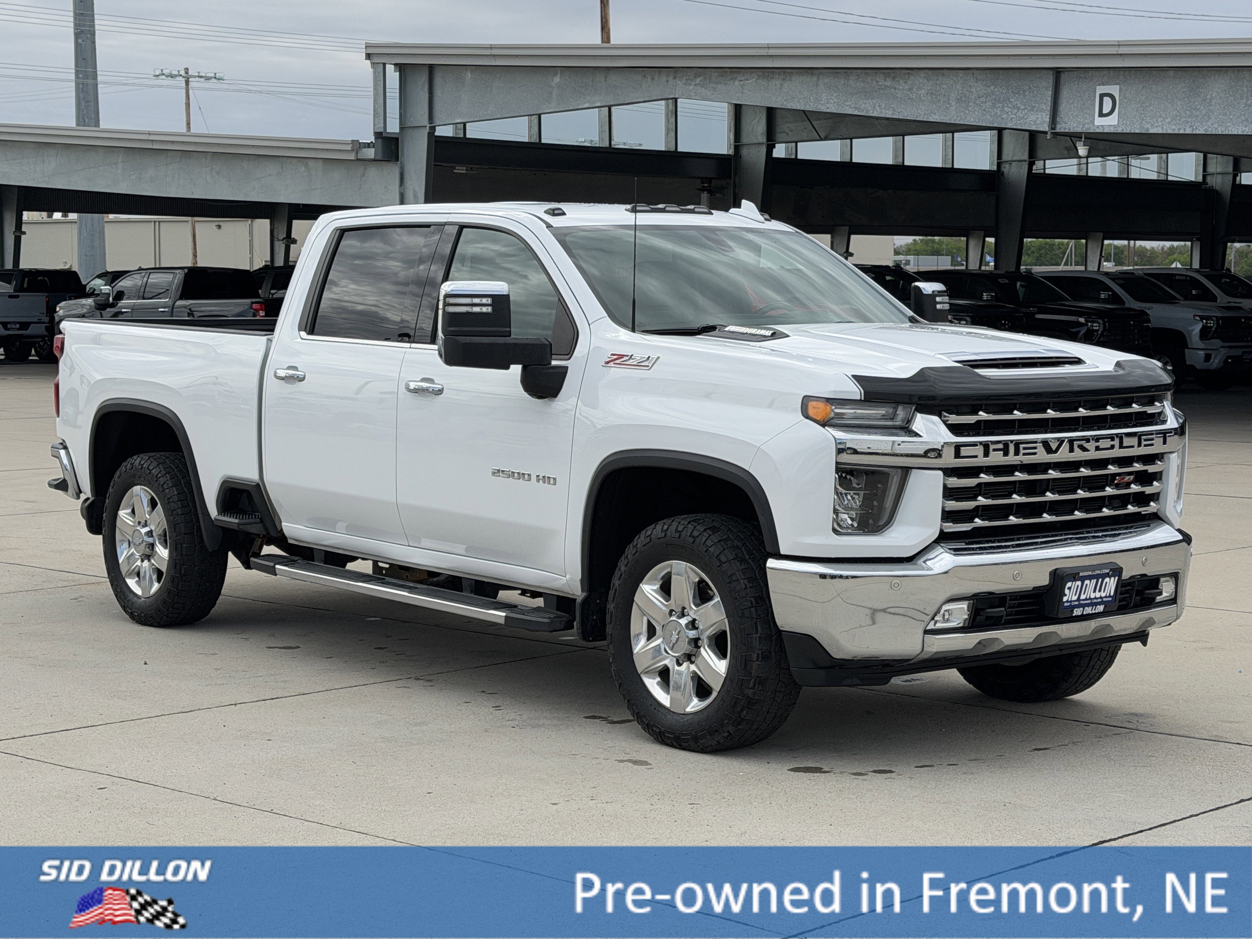 Used 2020 Chevrolet Silverado 2500 LTZ w/ LTZ Plus Package AWD/4WD image 2