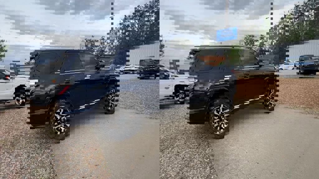 Used 2014 Toyota 4Runner Limited image 7