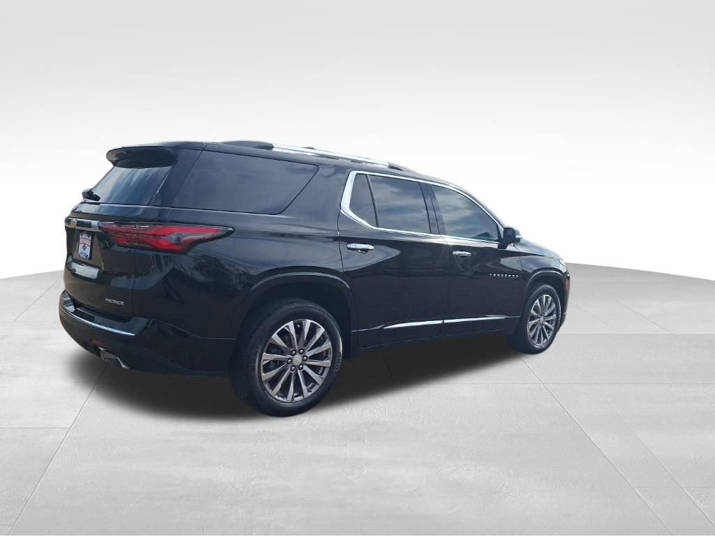Used 2023 Chevrolet Traverse Premier image 7