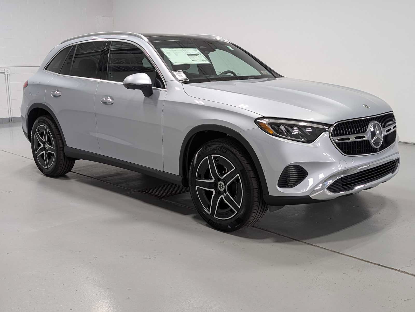 New 2026 Mercedes-Benz GLC 300 4MATIC image 6