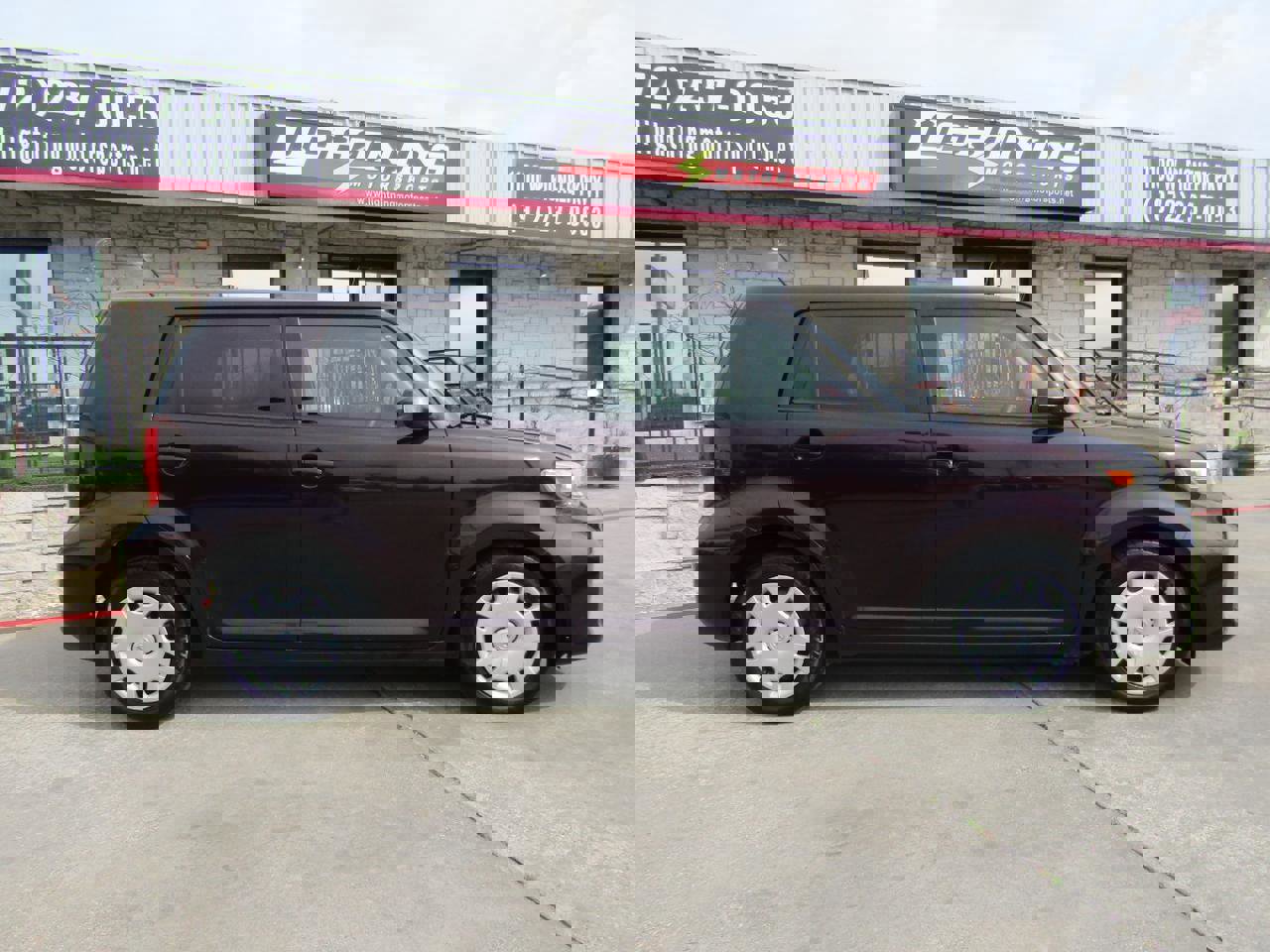 Used 2015 Scion xB image 6