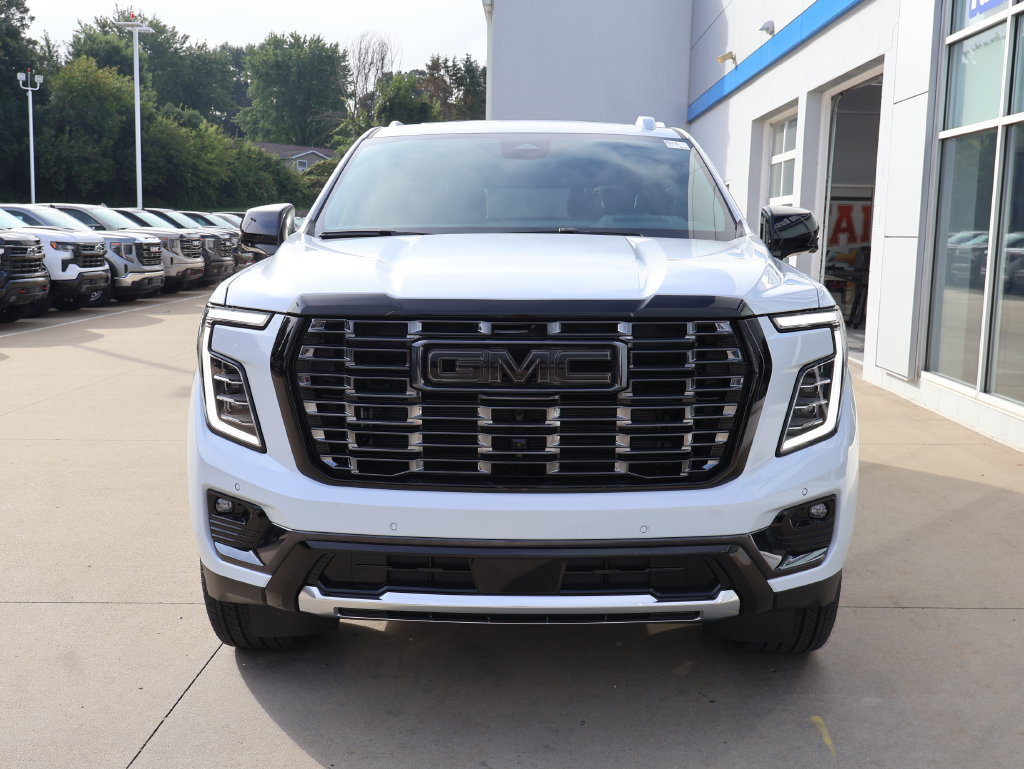 New 2026 GMC Yukon XL Denali Ultimate AWD/4WD image 5