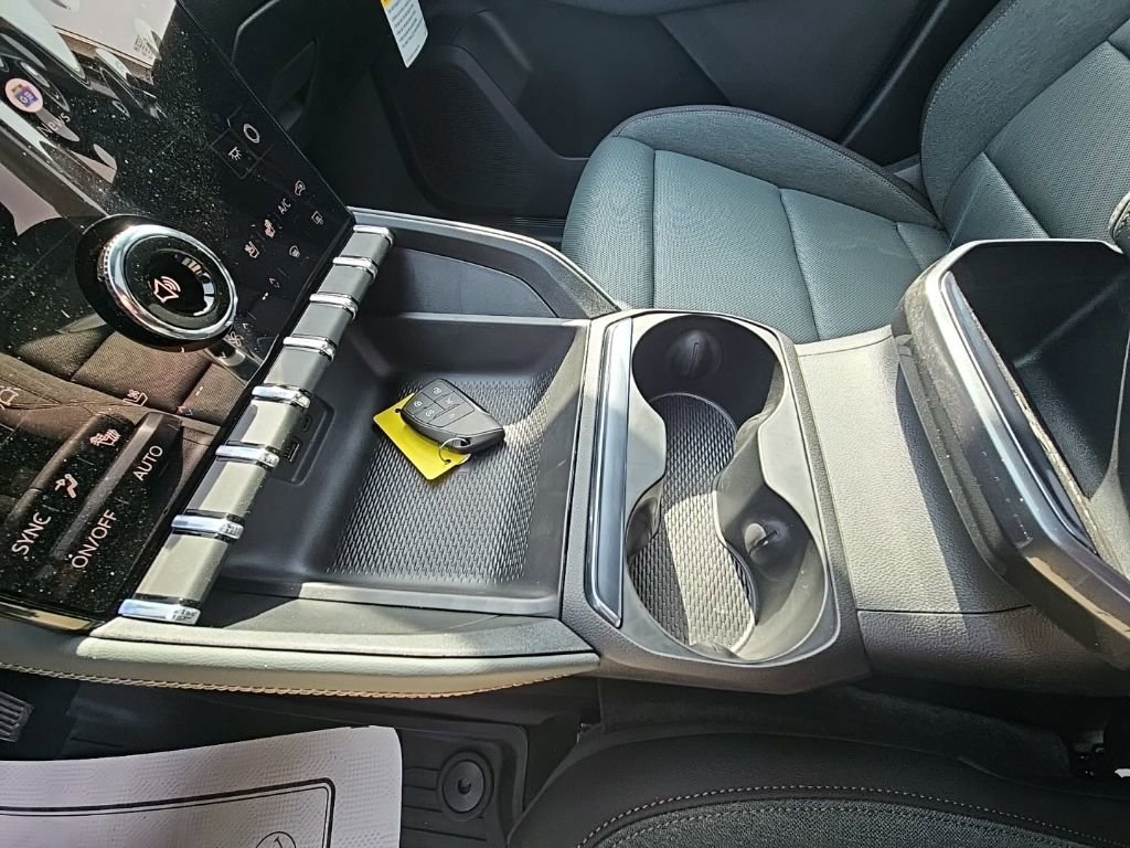 New 2026 GMC Terrain AT4 w/ Convenience Package III image 14