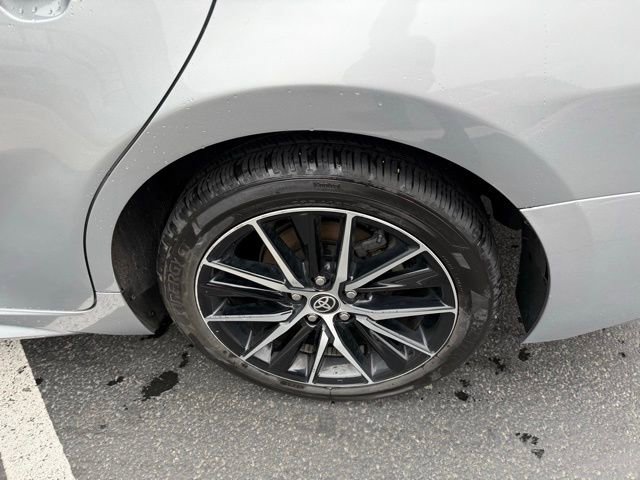 Used 2024 Toyota Camry SE image 12