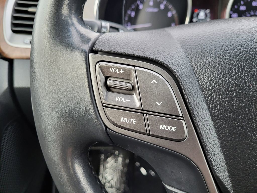 Used 2018 Hyundai Santa Fe Sport w/ 2.0T Ultimate Tech Package 05 image 17