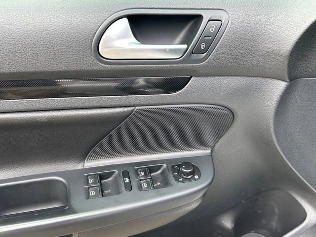 Used 2014 Volkswagen Jetta TDI image 21