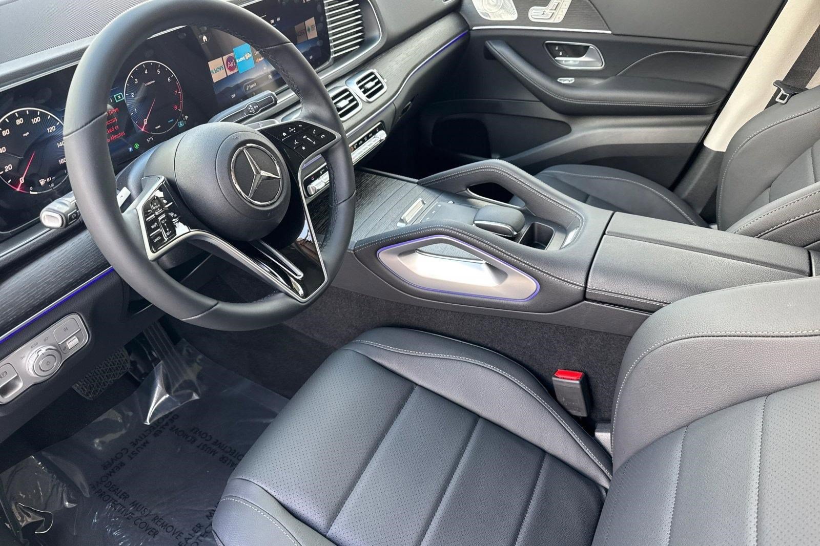 New 2026 Mercedes-Benz GLB 250 image 4