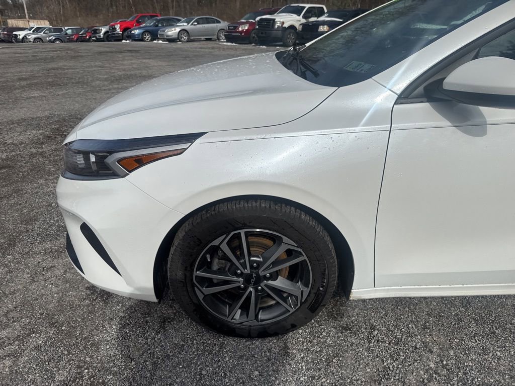 Used 2024 Kia Forte LXS image 6