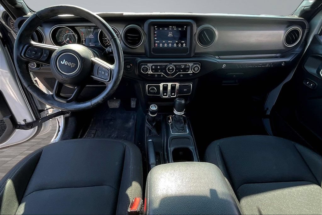 Used 2022 Jeep Wrangler Sport AWD/4WD image 7