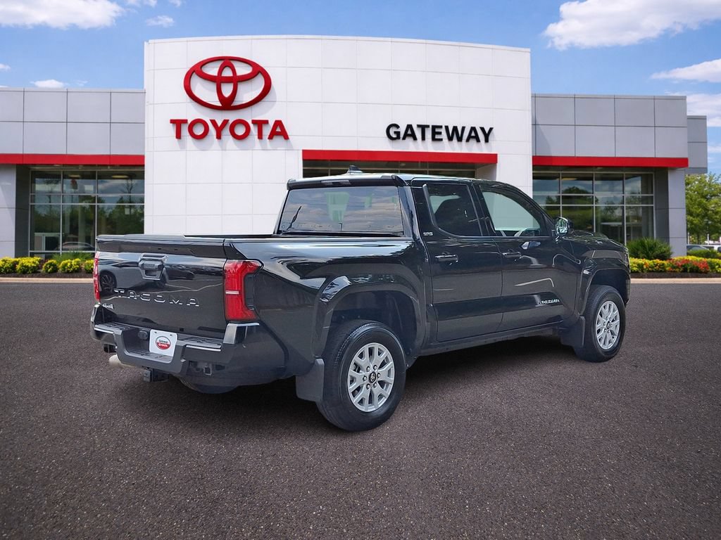 Used 2026 Toyota Tacoma SR5 AWD/4WD image 5
