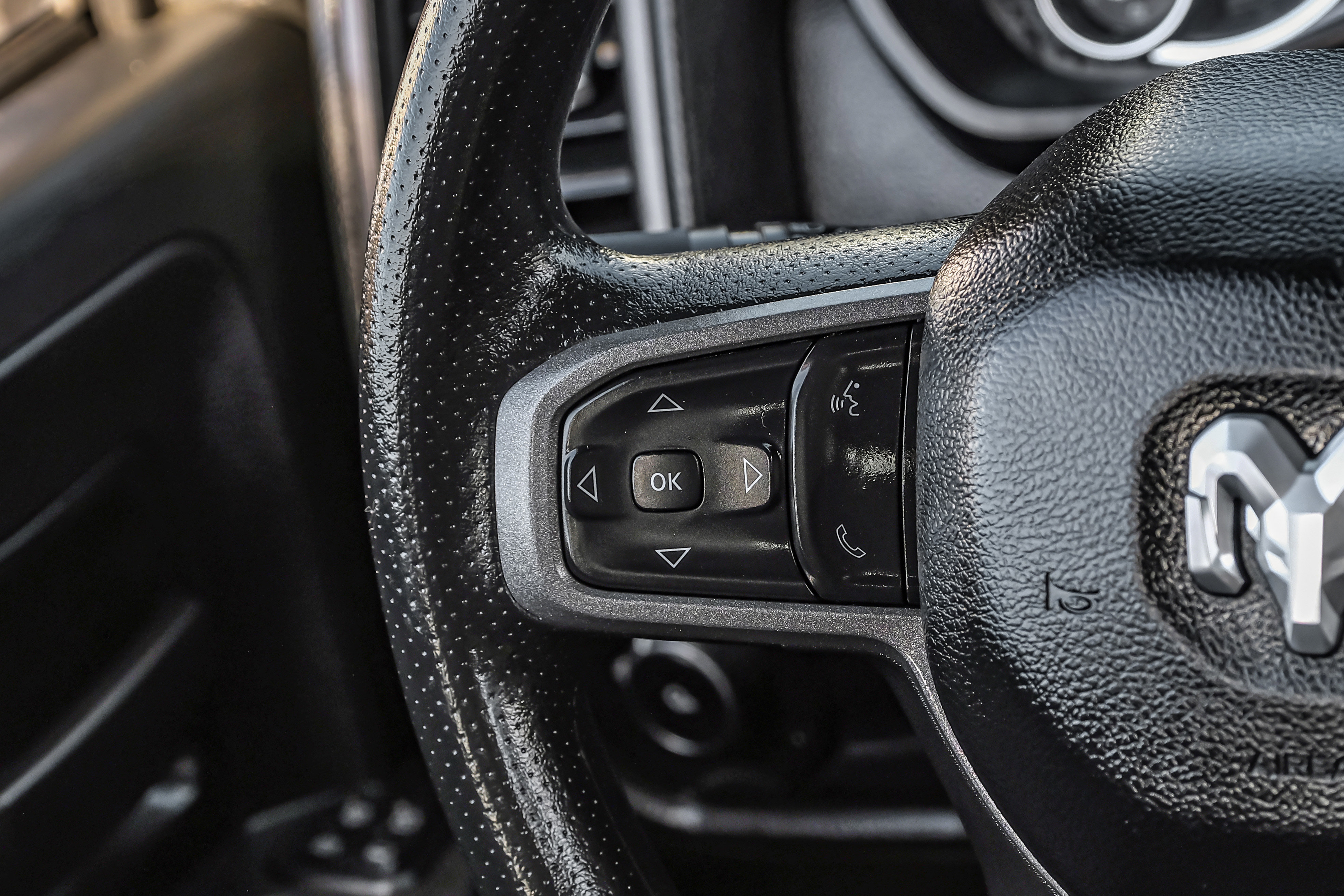 Used 2024 RAM 3500 Tradesman w/ Chrome Appearance Group image 17