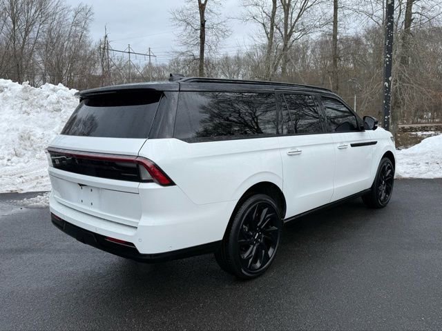 Used 2025 Lincoln Navigator L Black Label image 13