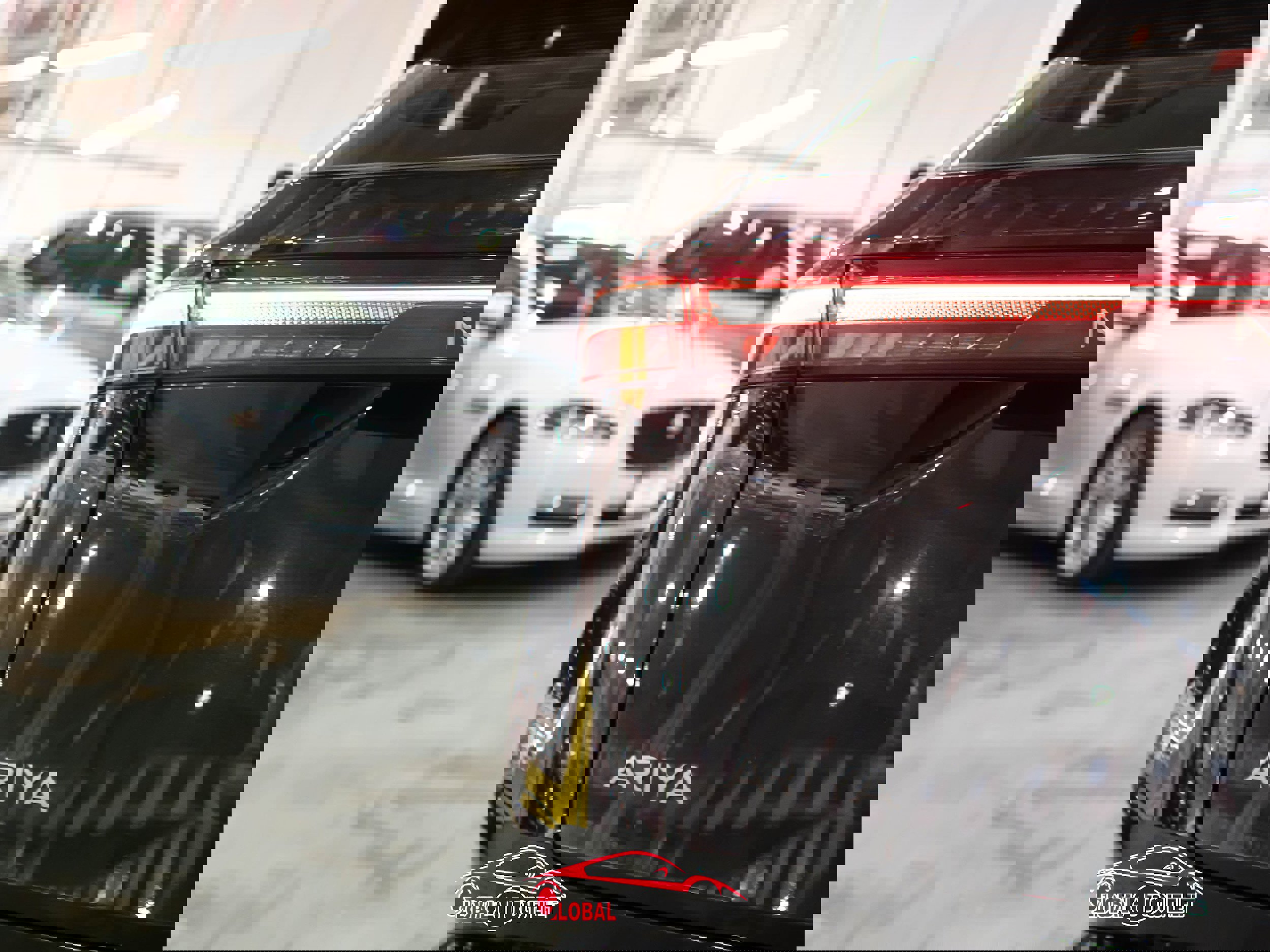 Used 2023 Nissan Ariya FWD image 43