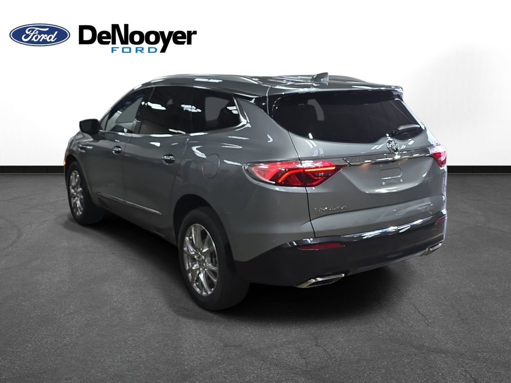 Used 2023 Buick Enclave Essence w/ Experience Buick Package AWD/4WD image 8