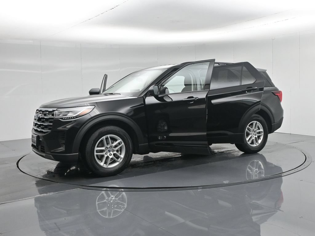 New 2026 Ford Explorer Active RWD image 27