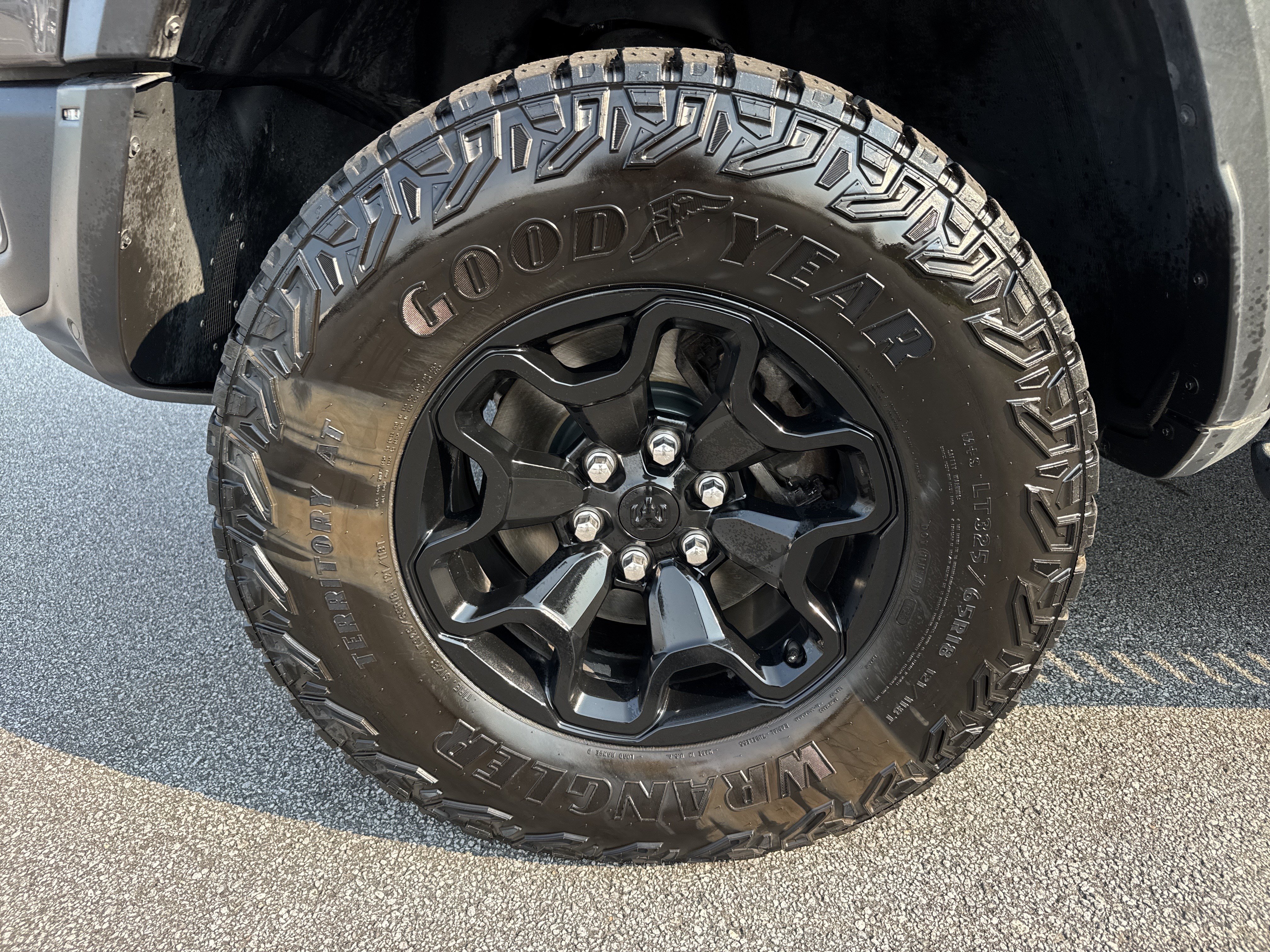 Used 2022 RAM 1500 TRX w/ TRX Level 2 Equipment Group AWD/4WD image 13