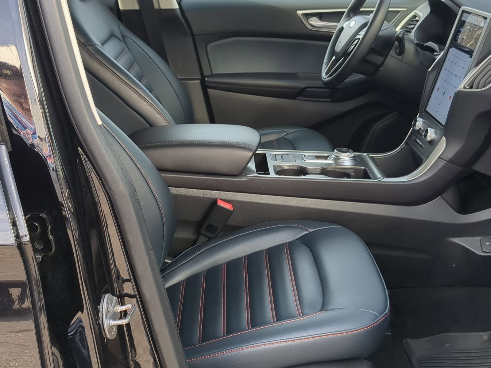 Used 2023 Ford Edge SEL w/ Sport Appearance Package AWD/4WD image 28