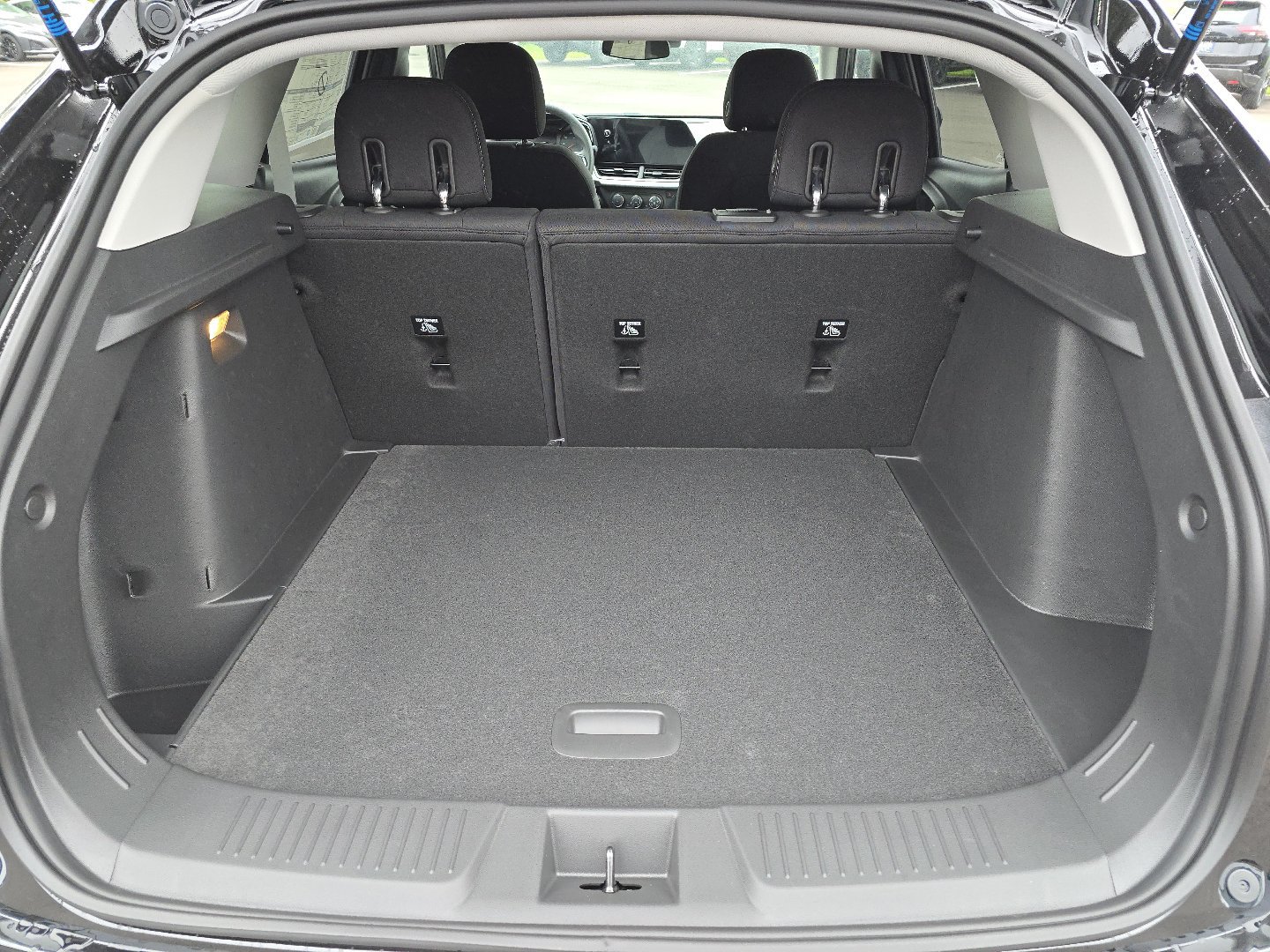 New 2026 Chevrolet Trax LS w/ LS Convenience Package FWD image 12