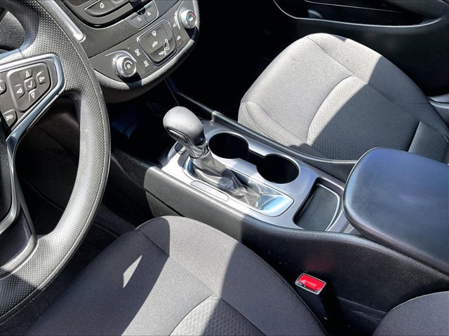 Used 2021 Chevrolet Malibu LS FWD image 15