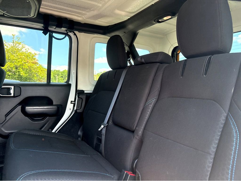 Used 2024 Jeep Wrangler Unlimited Rubicon 4xe AWD/4WD image 15