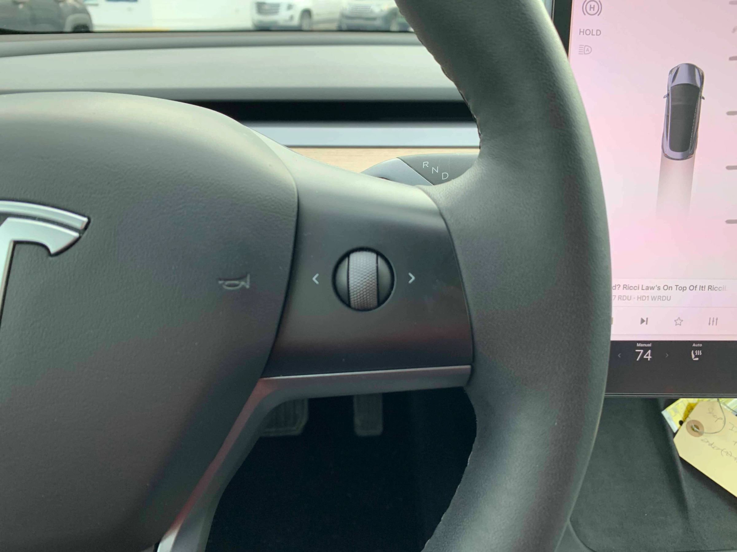 Used 2023 Tesla Model 3 Standard Range image 17