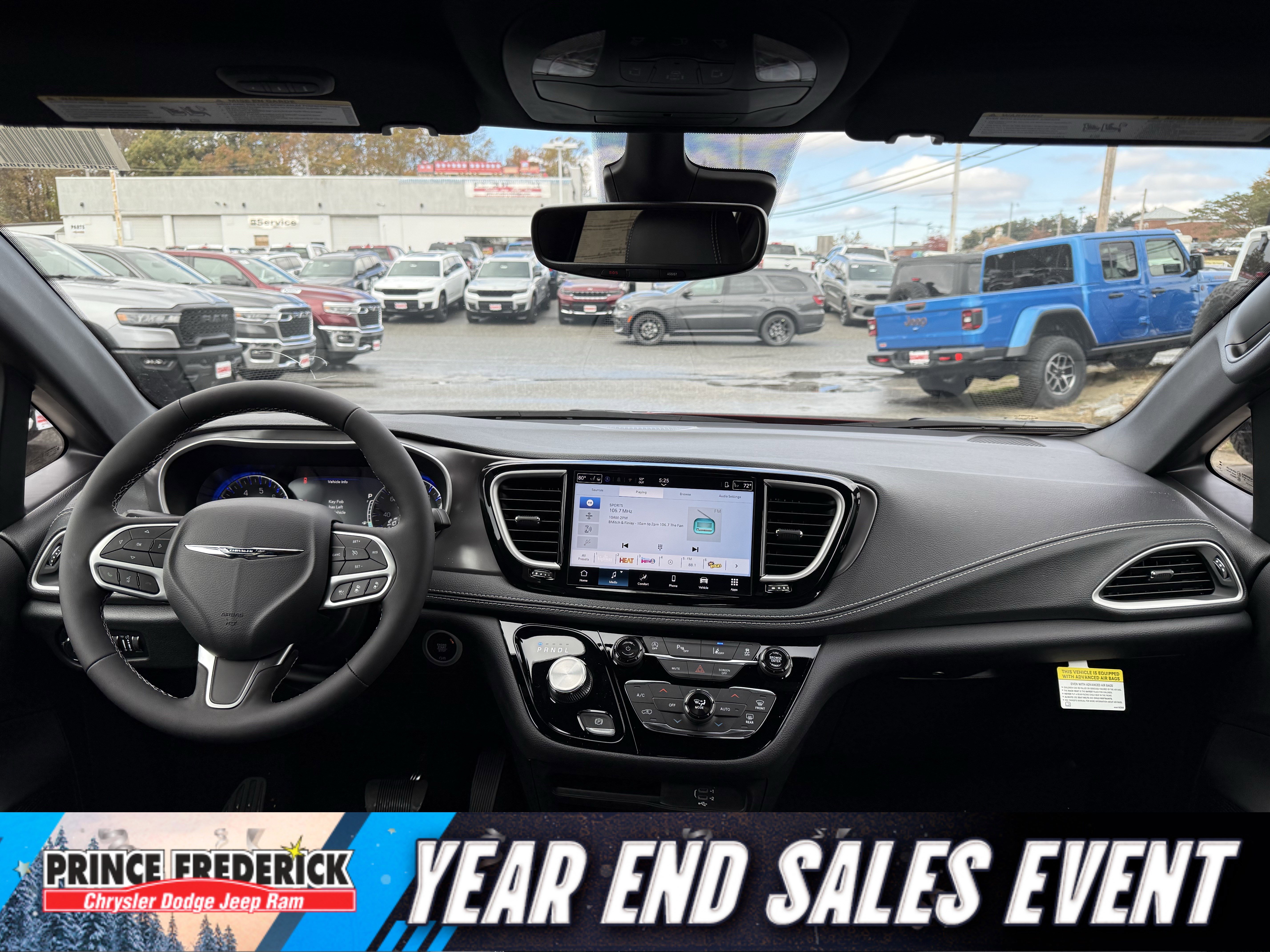 New 2026 Chrysler Pacifica Select image 17