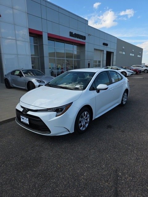 New 2026 Toyota Corolla LE image 1