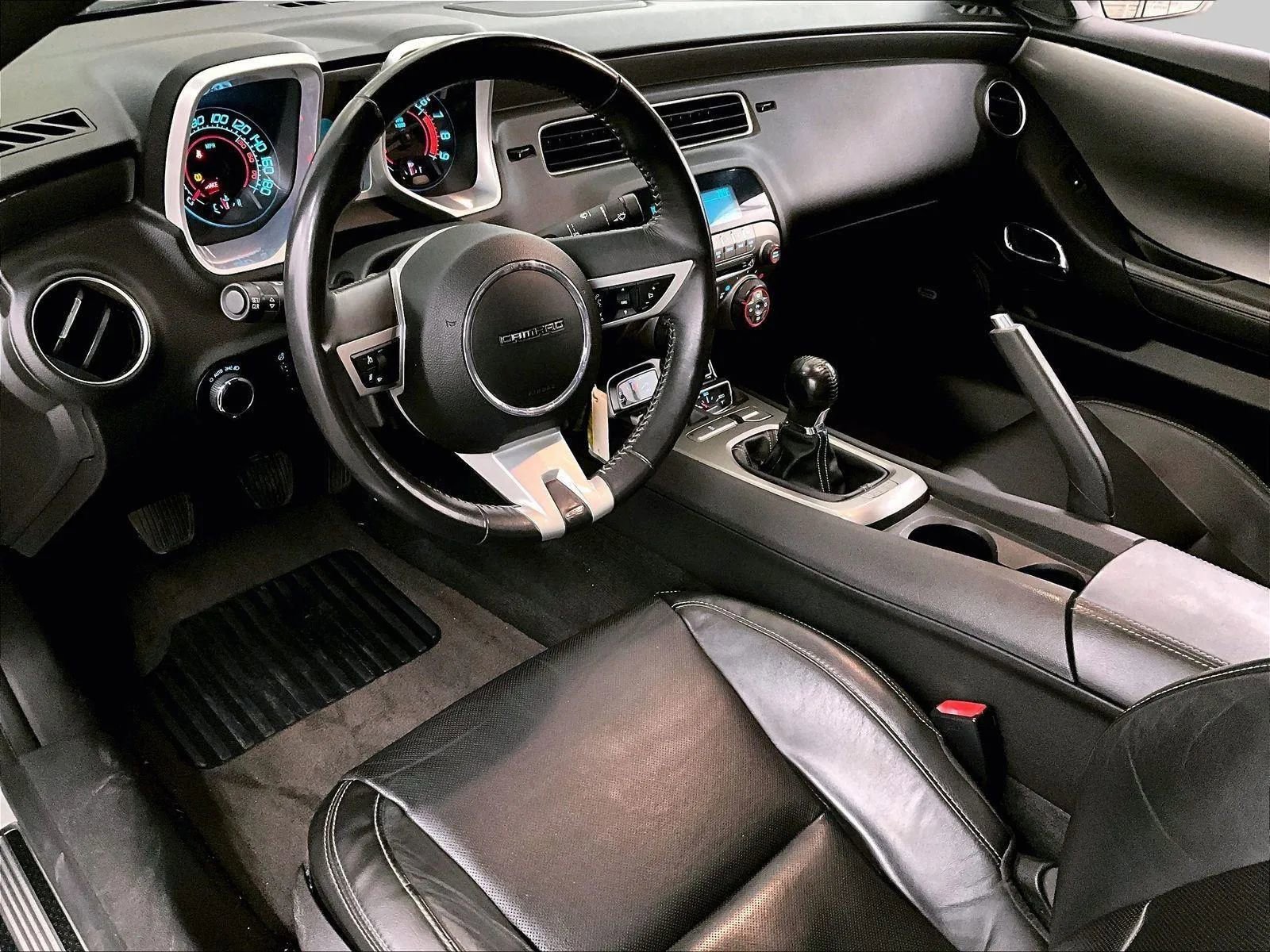 Used 2010 Chevrolet Camaro SS w/ RS Package image 13