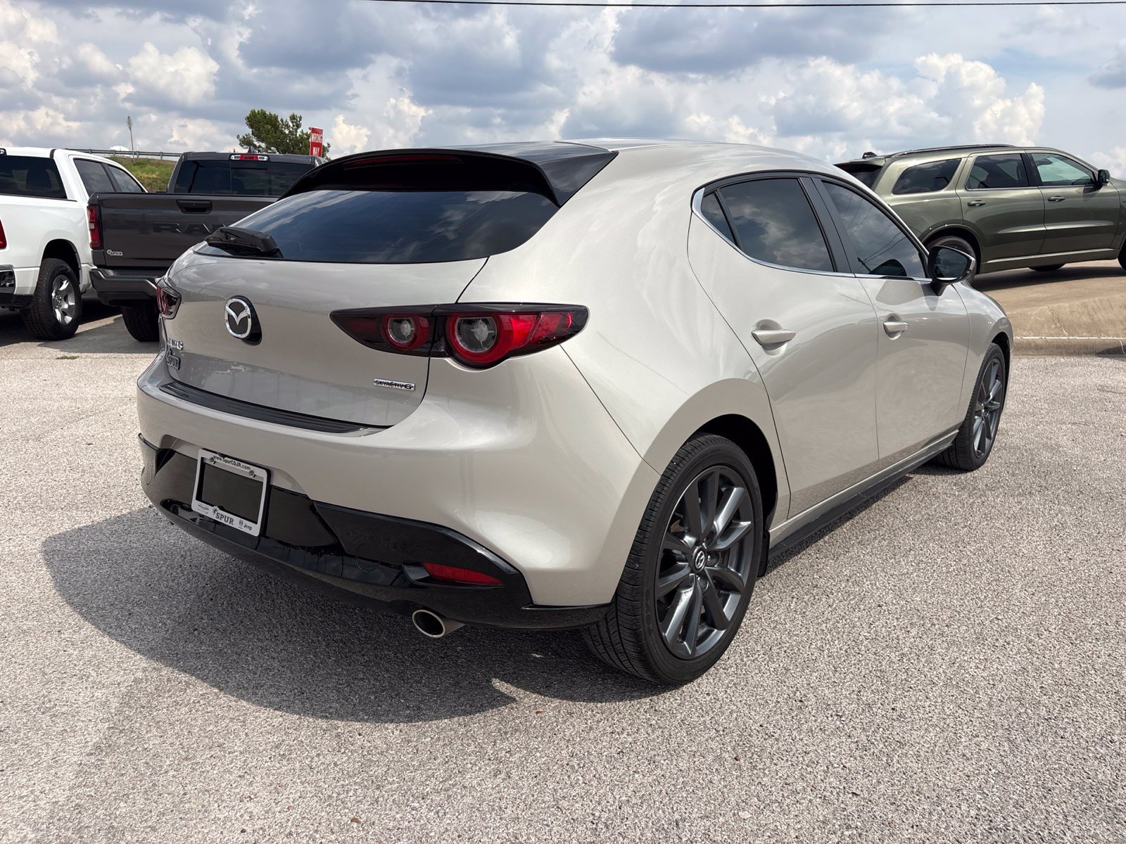 Used 2024 MAZDA MAZDA3 s FWD image 6