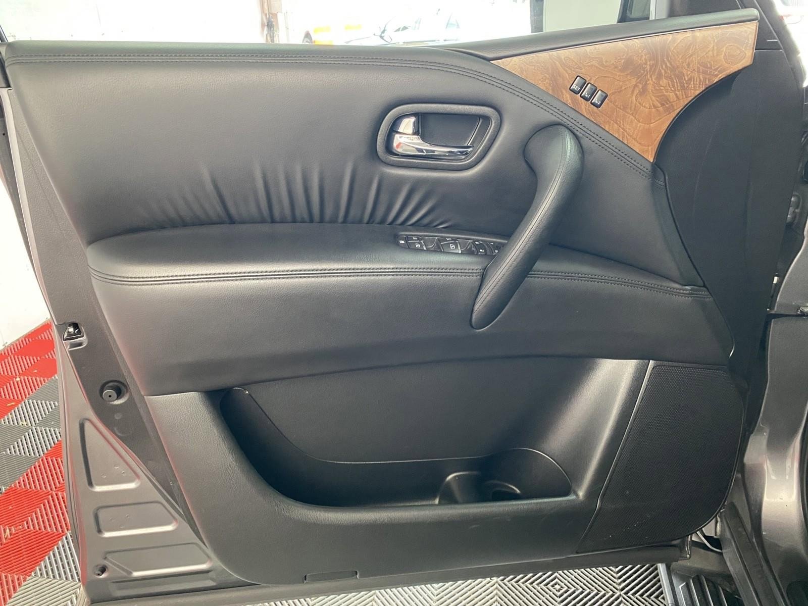 Used 2023 Nissan Armada SL w/ Captain's Chairs Package image 23