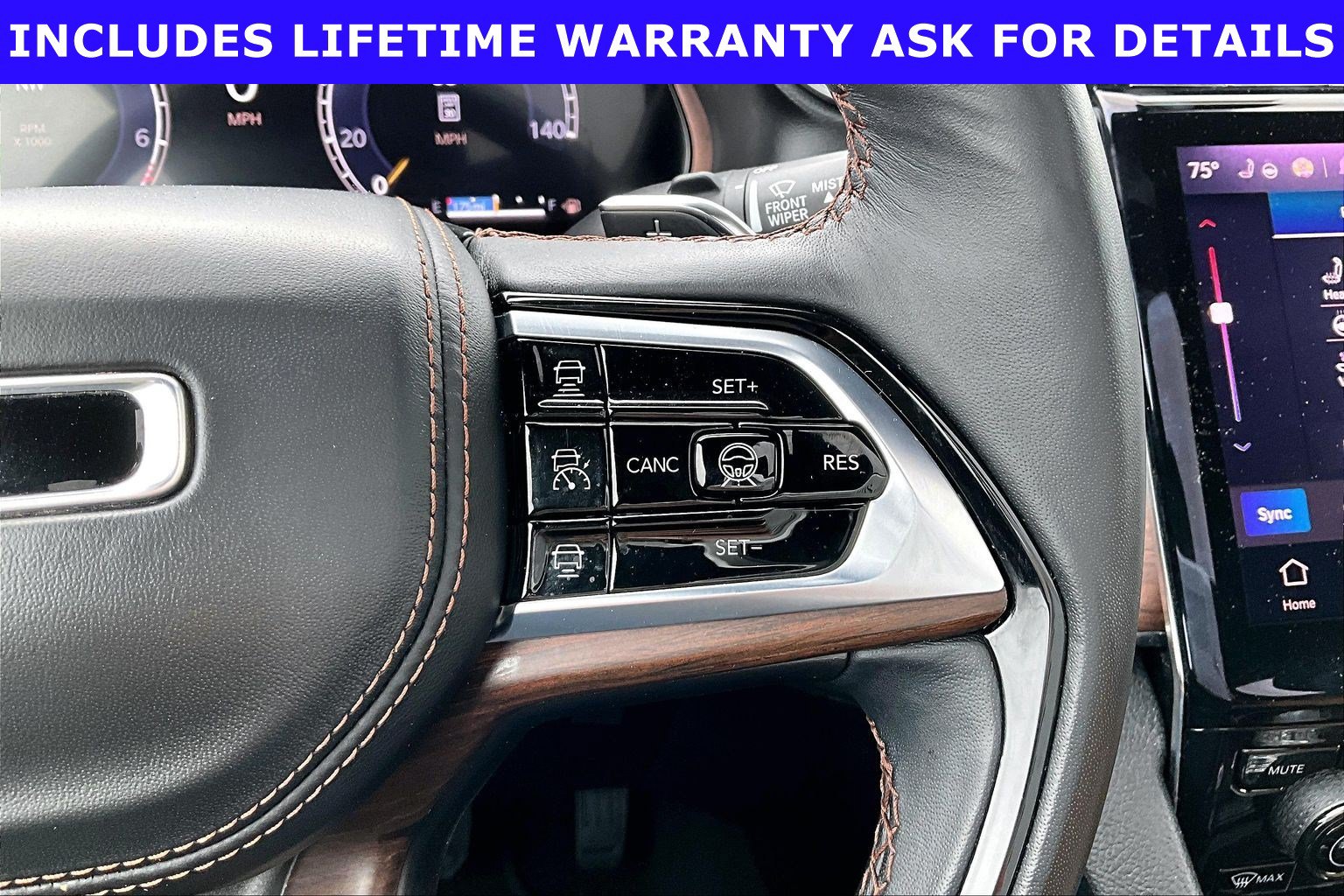 Used 2025 Jeep Grand Cherokee Summit w/ MOPAR Finishing Package AWD/4WD image 16