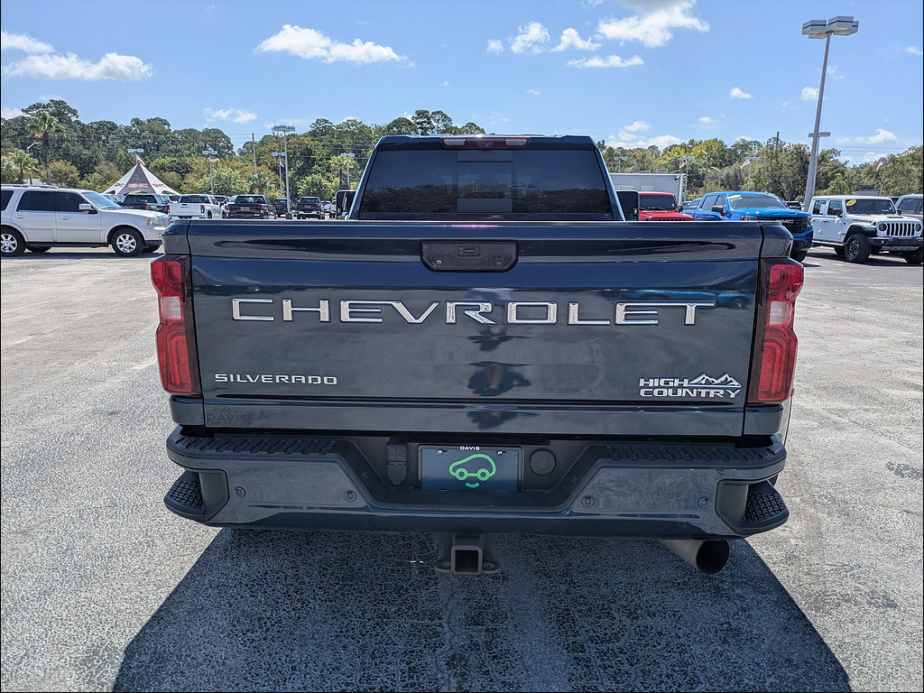 Certified 2022 Chevrolet Silverado 3500 High Country AWD/4WD image 6