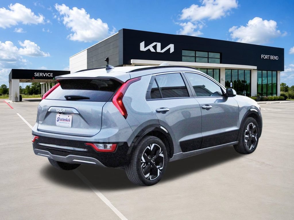 Used 2023 Kia Niro Wind FWD image 5