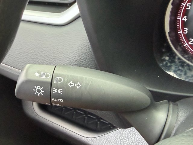 Used 2025 Toyota RAV4 XLE AWD/4WD image 30