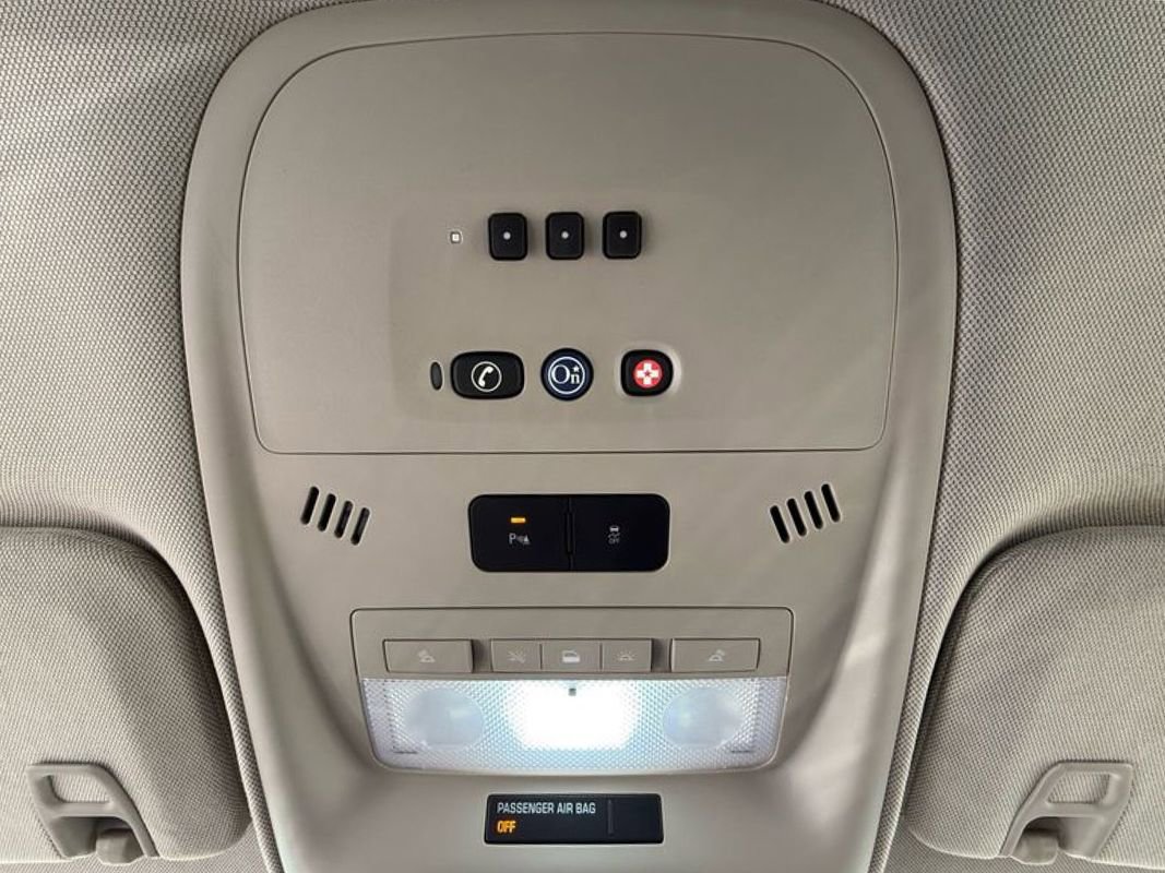 Used 2013 Chevrolet Volt Premium w/ Premium Trim Package image 34